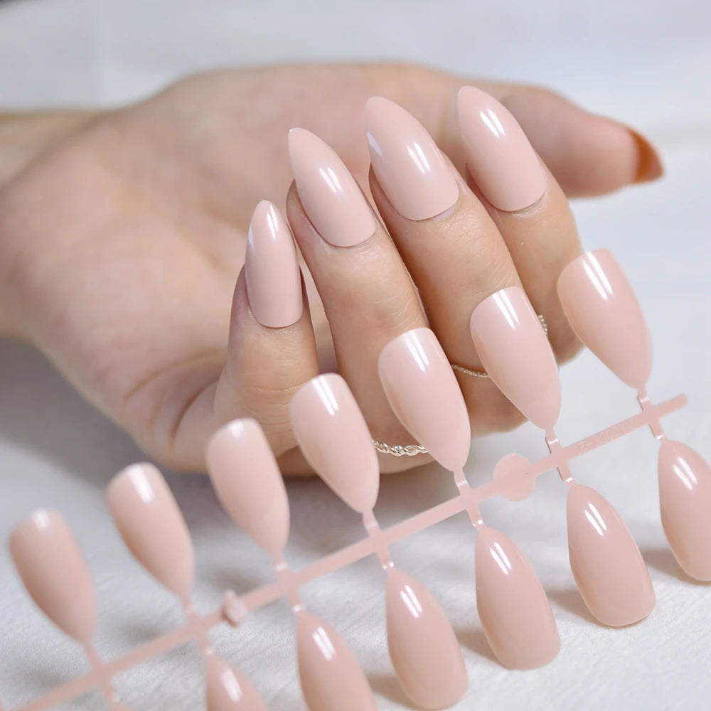 Lunro Sleek Stiletto Set – Light Brown Press-On Nails | Fashion DIY Kit