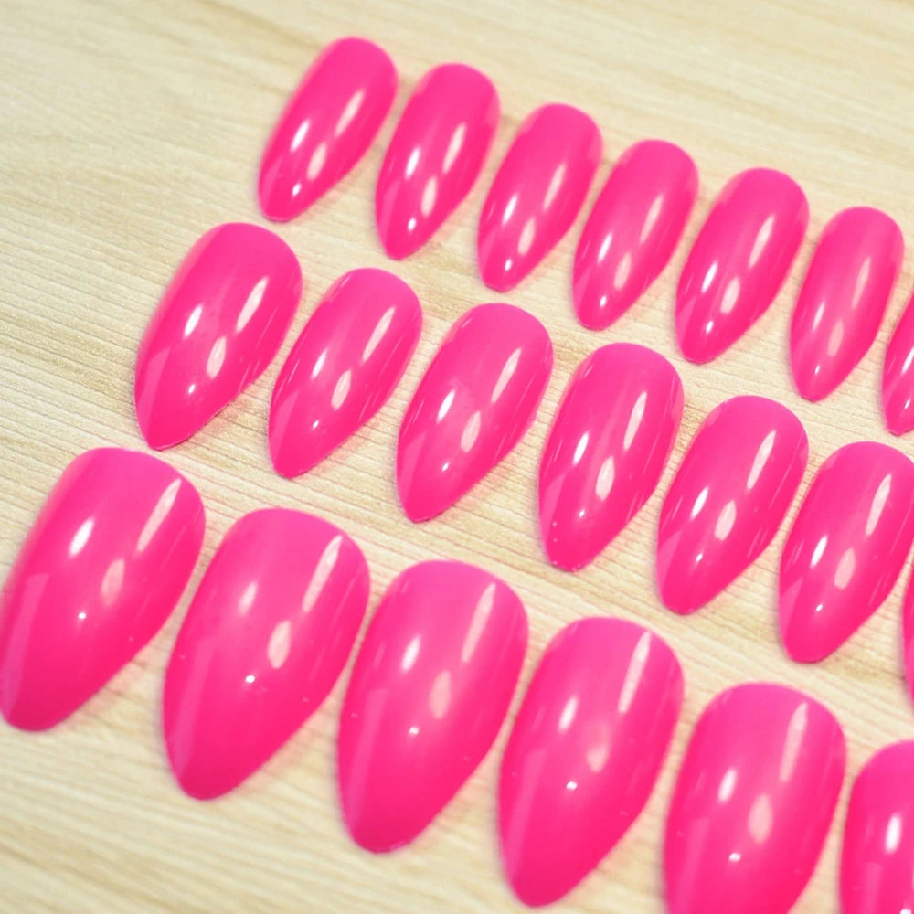Lunro Sleek Stiletto Set – Light Brown Press-On Nails | Fashion DIY Kit