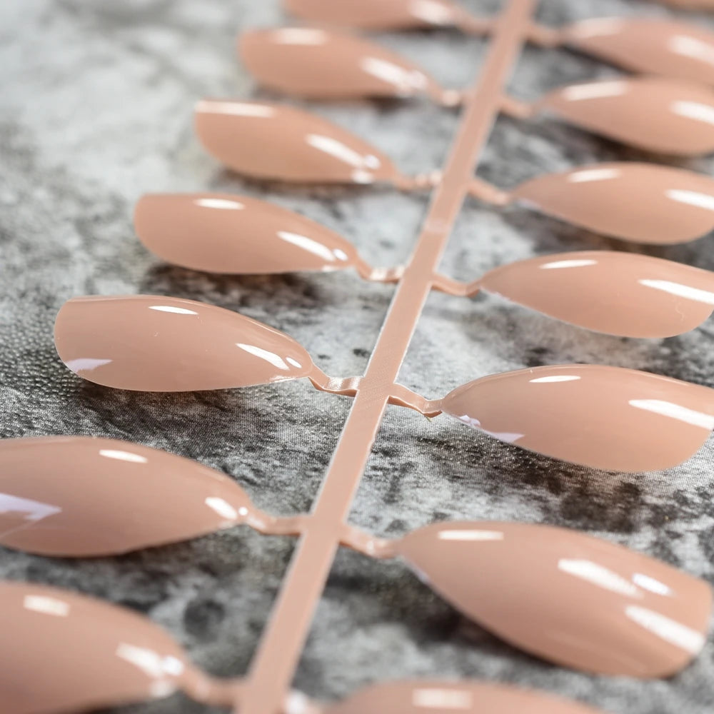 Lunro Sleek Stiletto Set – Light Brown Press-On Nails | Fashion DIY Kit