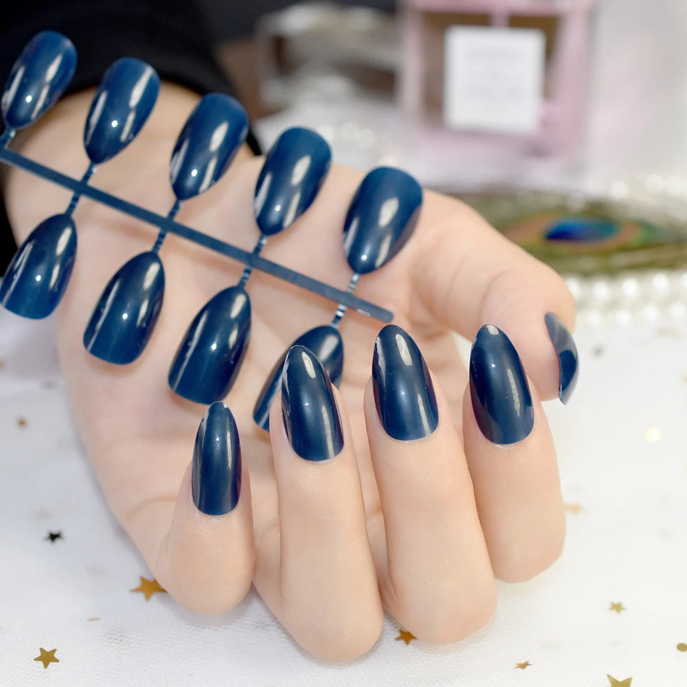 Lunro Sleek Stiletto Set – Light Brown Press-On Nails | Fashion DIY Kit
