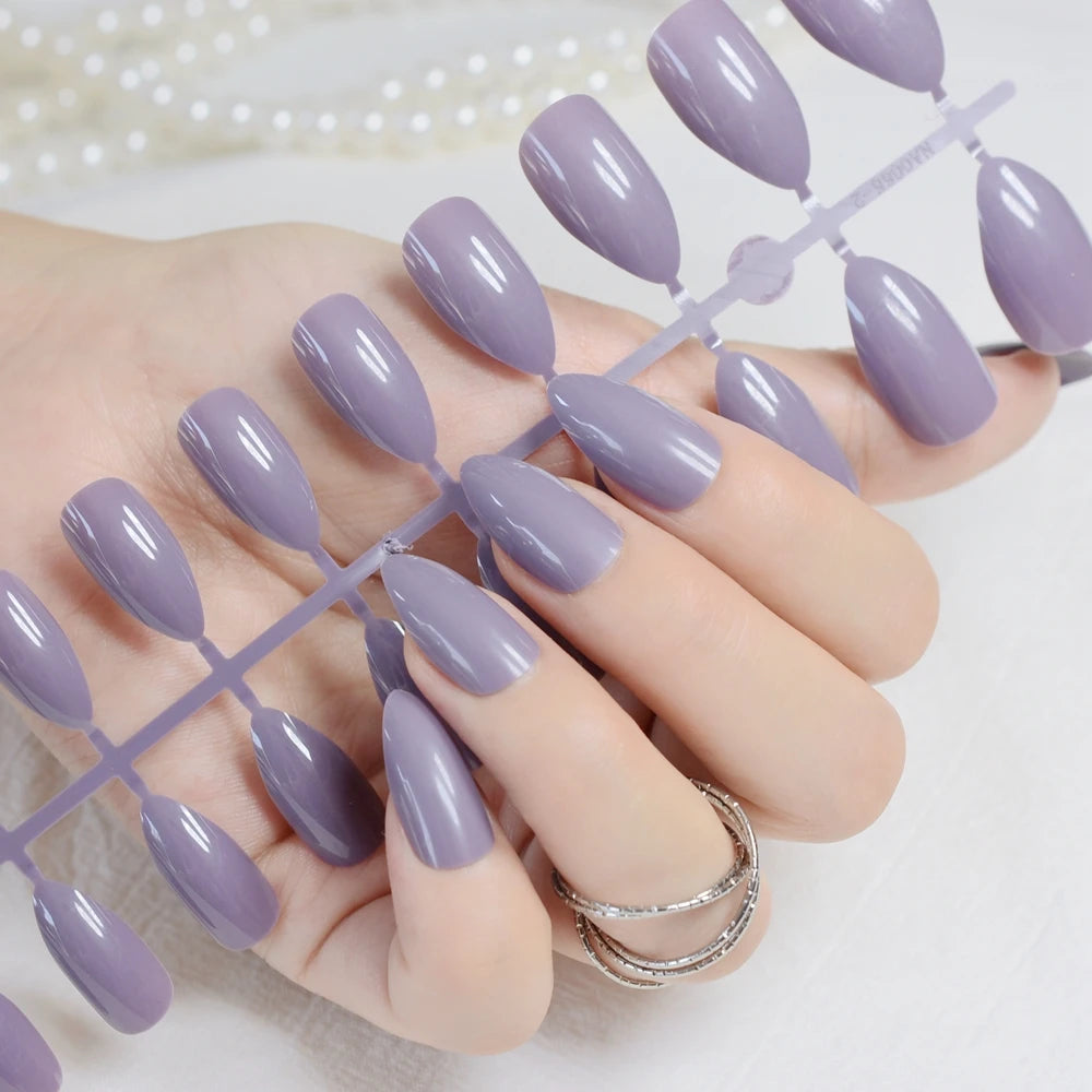 Lunro Sleek Stiletto Set – Light Brown Press-On Nails | Fashion DIY Kit