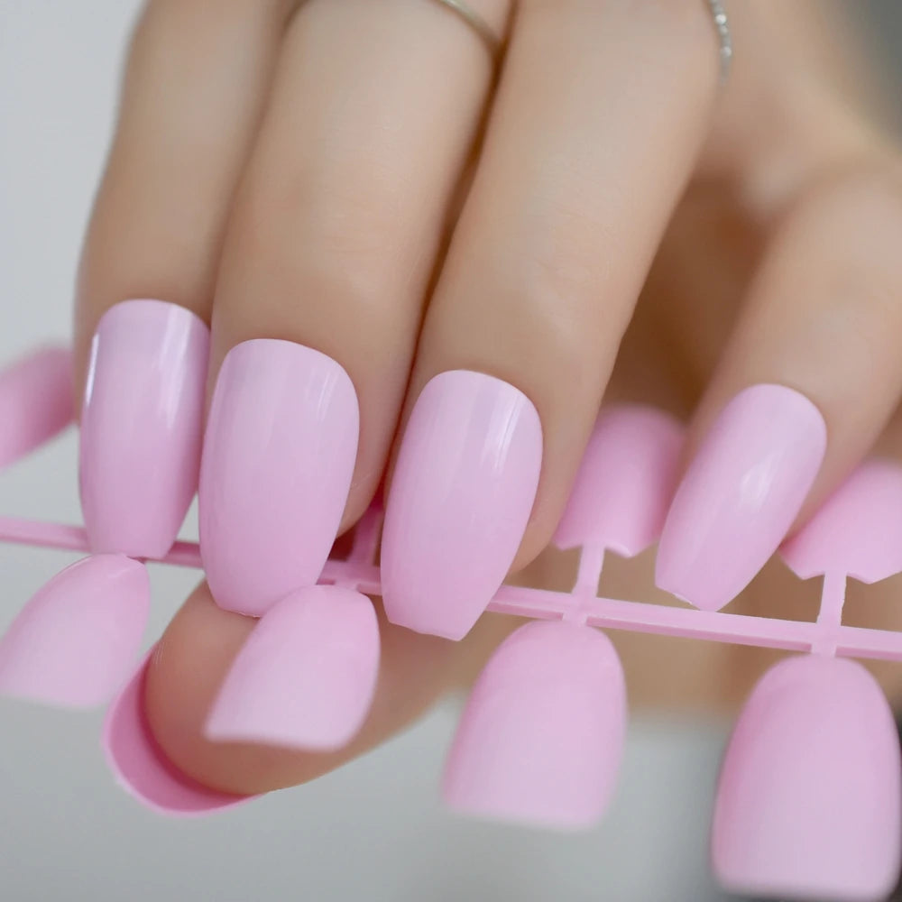 Lunro Sleek Stiletto Set – Light Brown Press-On Nails | Fashion DIY Kit