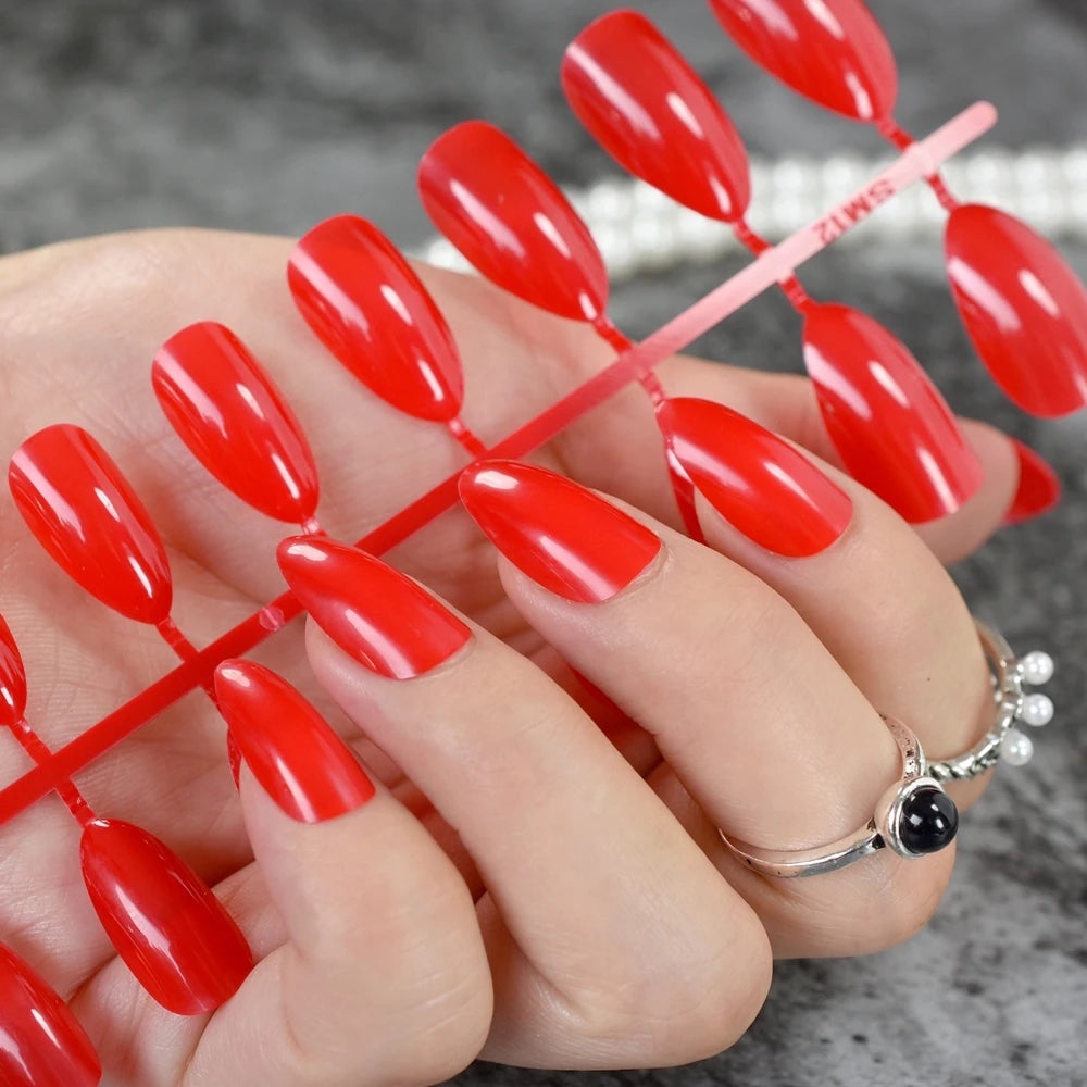 Lunro Sleek Stiletto Set – Light Brown Press-On Nails | Fashion DIY Kit