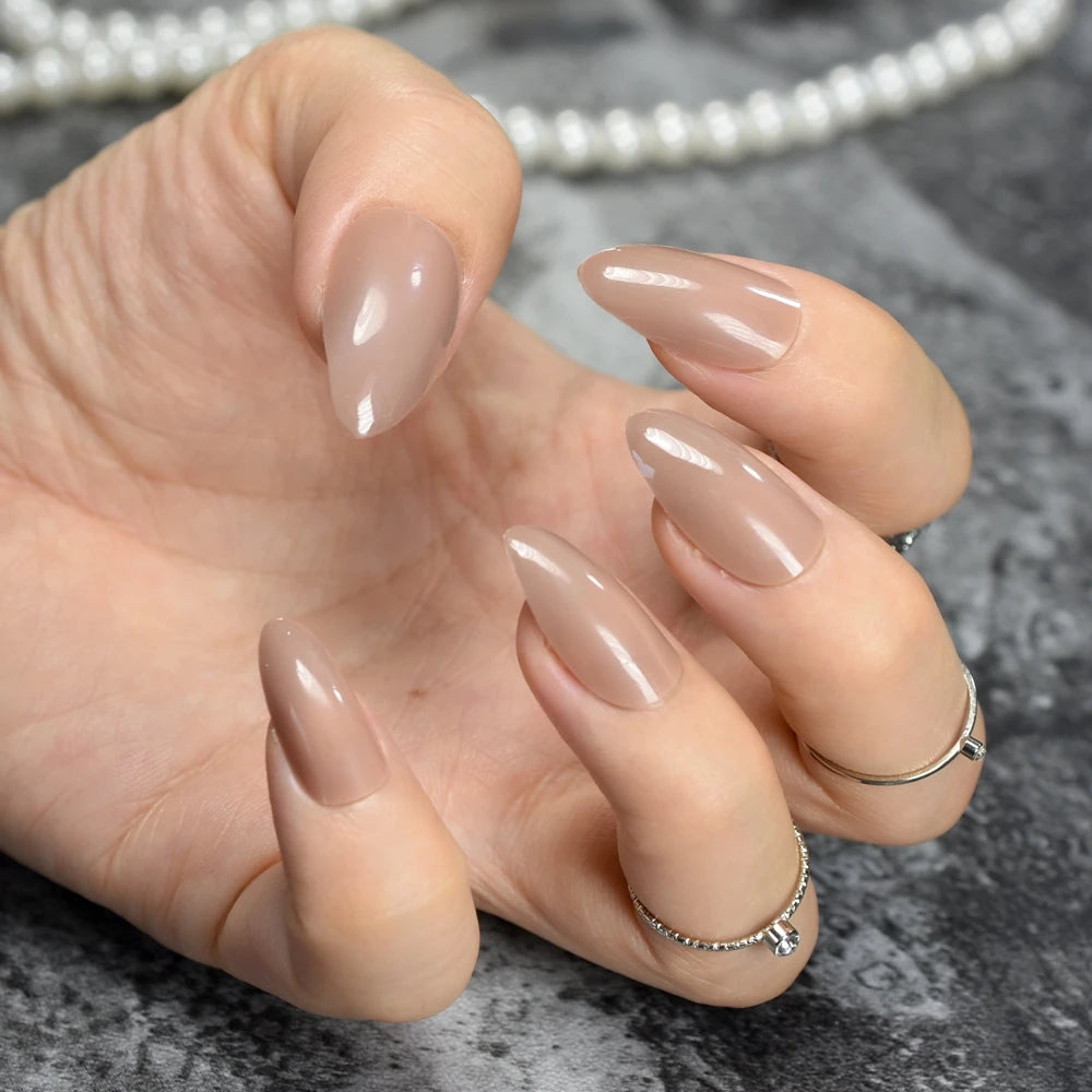 Lunro Sleek Stiletto Set – Light Brown Press-On Nails | Fashion DIY Kit