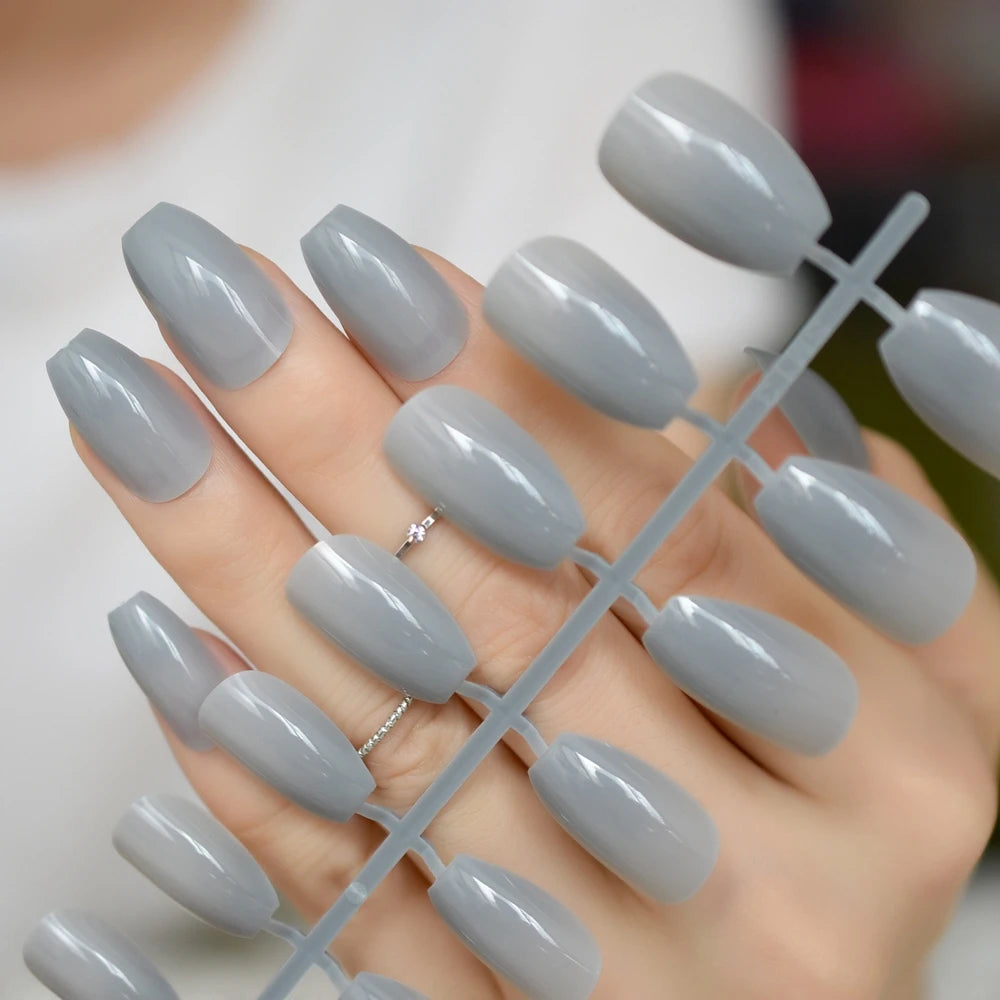 Lunro Sleek Stiletto Set – Light Brown Press-On Nails | Fashion DIY Kit